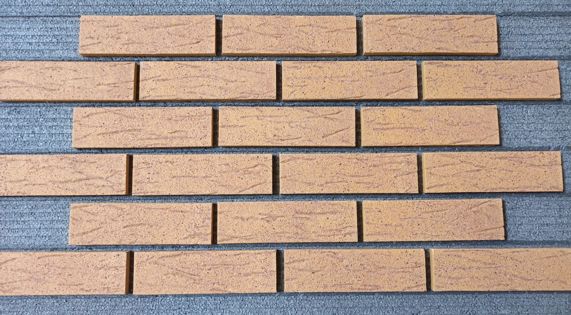 217 Feldhaus Klinker Riemchen Gelb nuanciert tiefgenarbt rot besandet