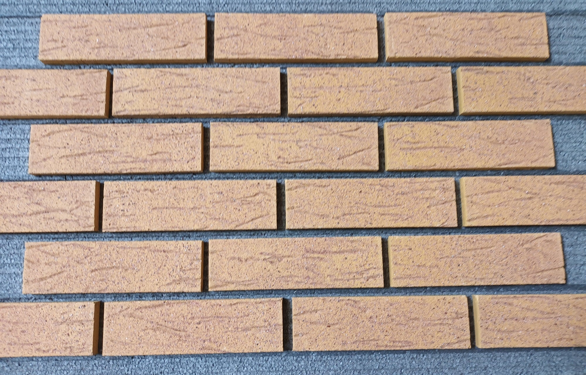 217 Feldhaus Klinker Riemchen Gelb nuanciert tiefgenarbt rot besandet