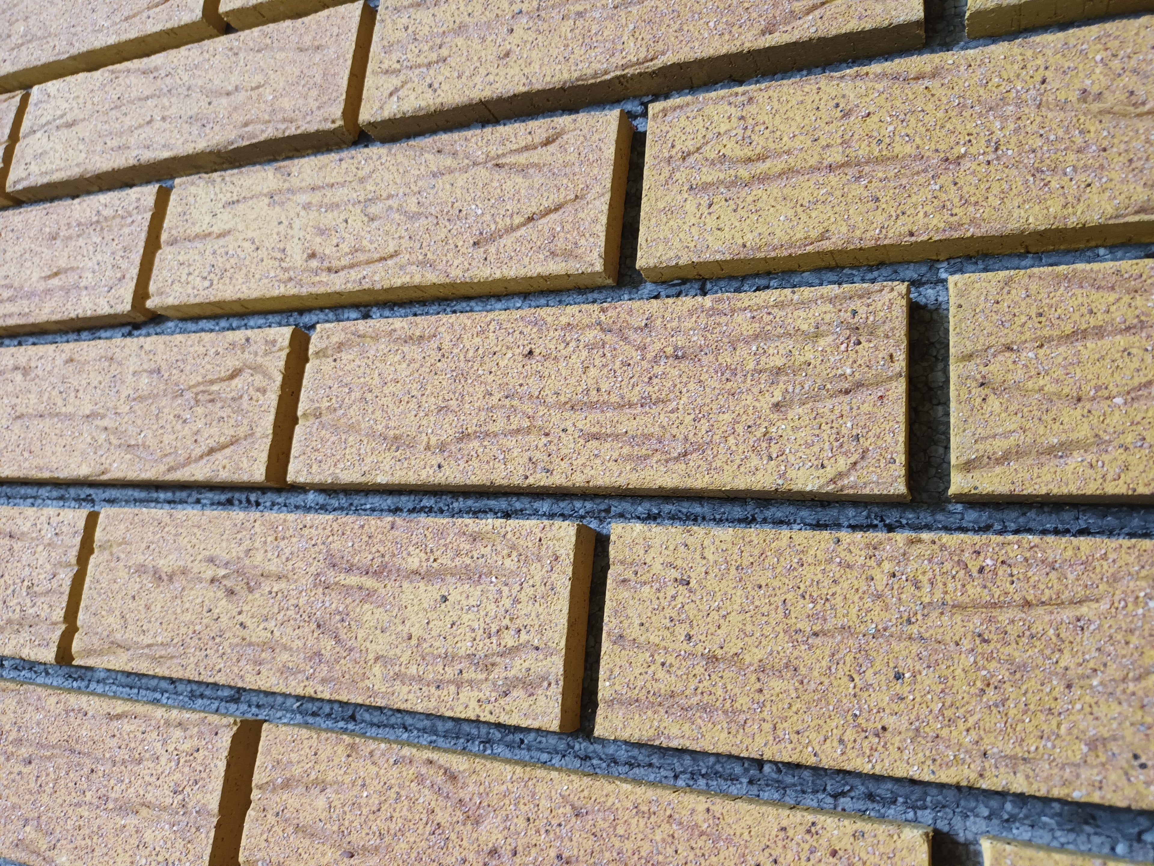 217 Feldhaus Klinker Riemchen Gelb nuanciert tiefgenarbt rot besandet