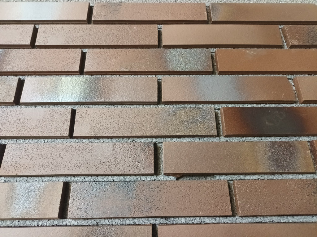 300 Klinker Riemchen Braun Kohle glatt