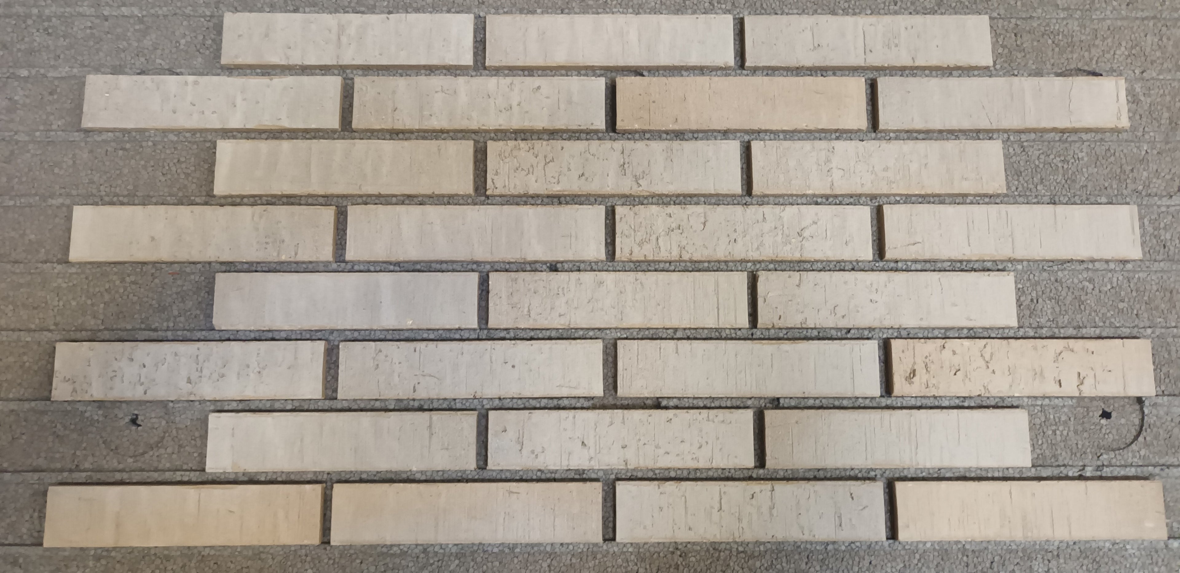 163 Feldhaus Klinker Romero Argo Fumus besandet