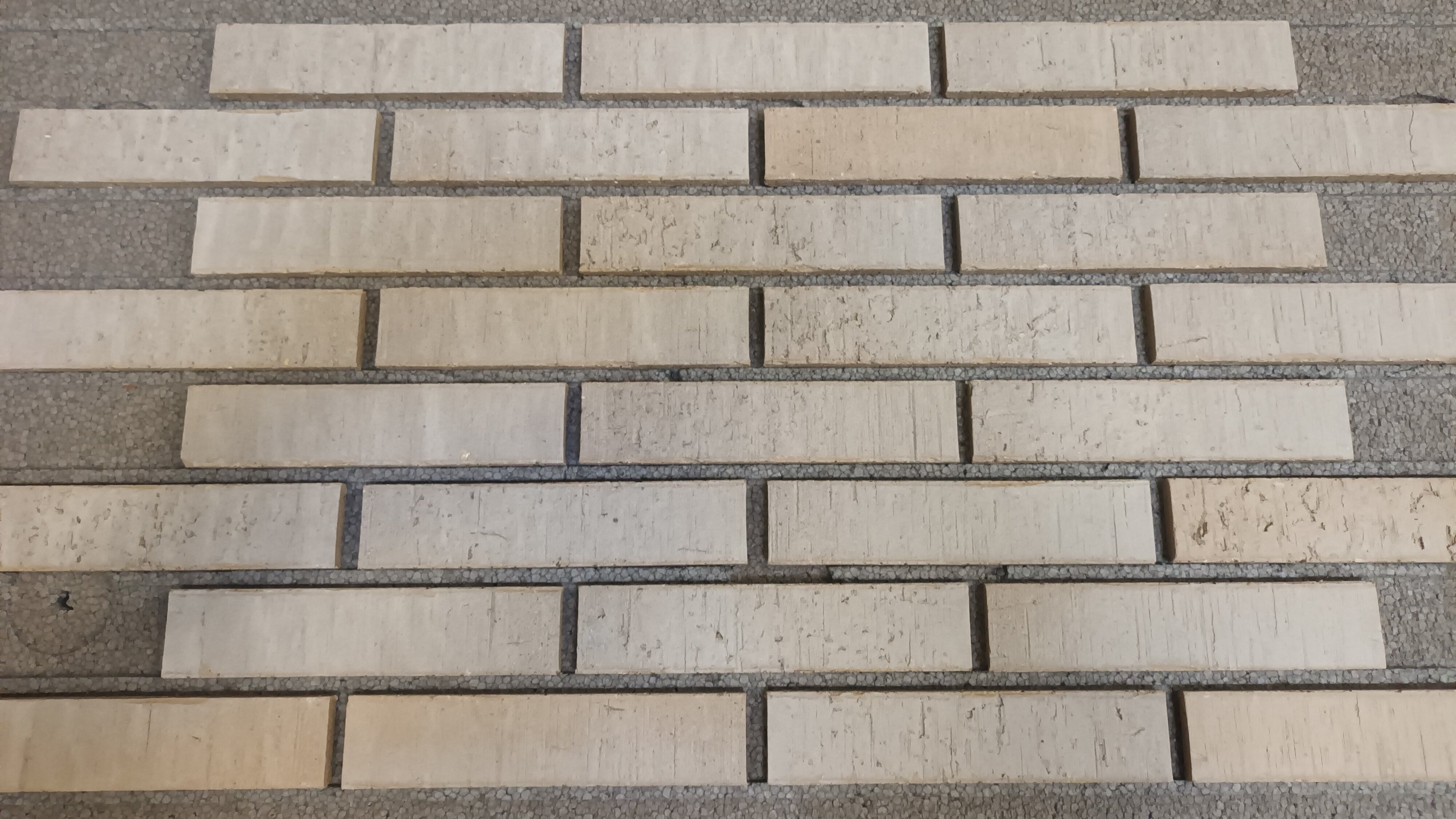 163 Feldhaus Klinker Romero Argo Fumus besandet