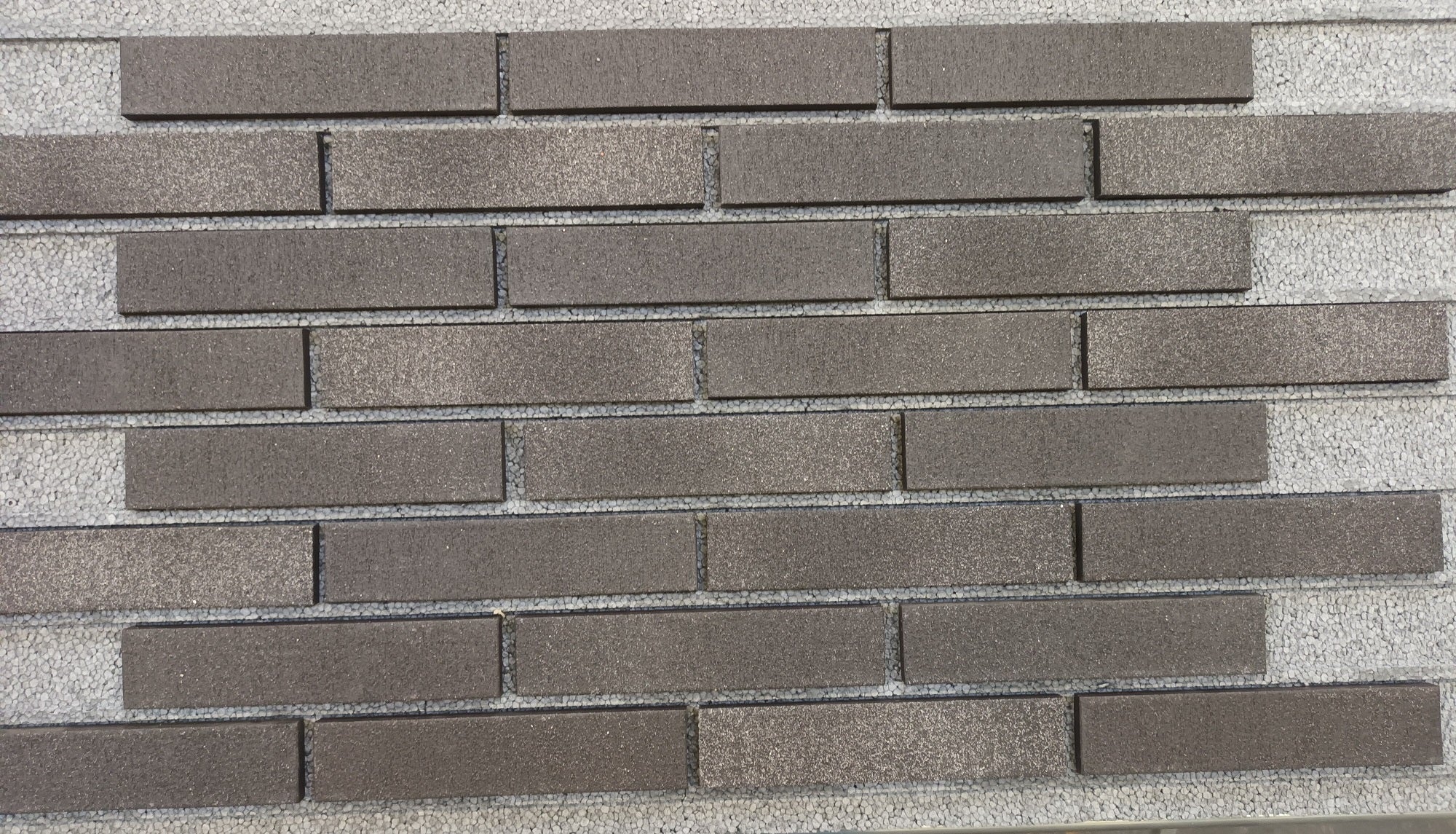 723 Röben Tonbaustoffe Toulouse schwarz nuanciert besandet