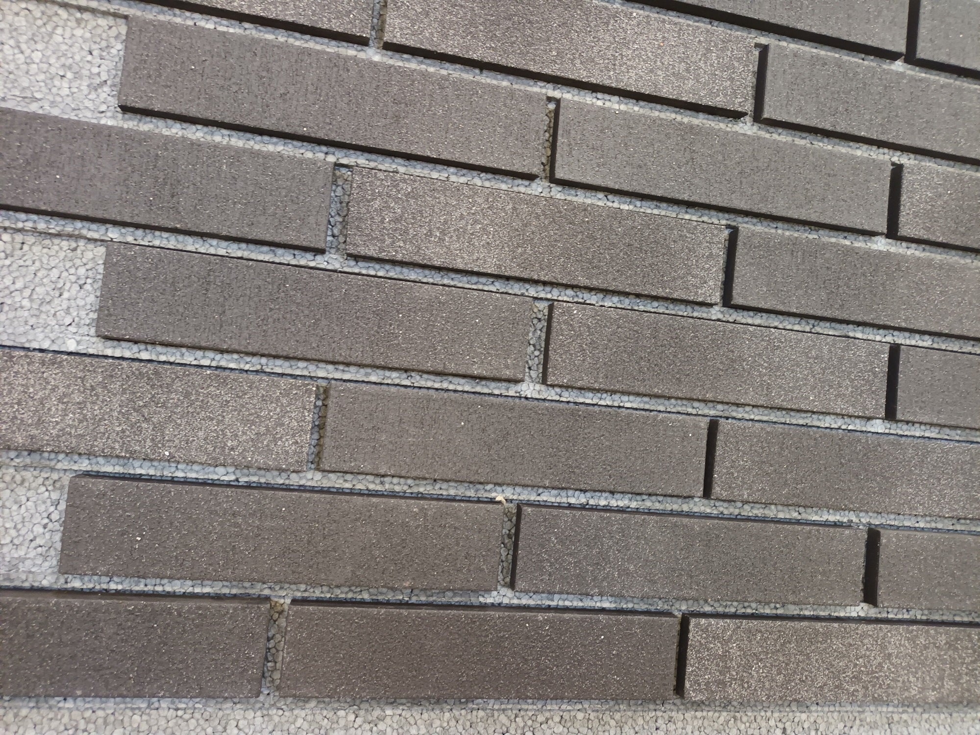 723 Röben Tonbaustoffe Toulouse schwarz nuanciert besandet