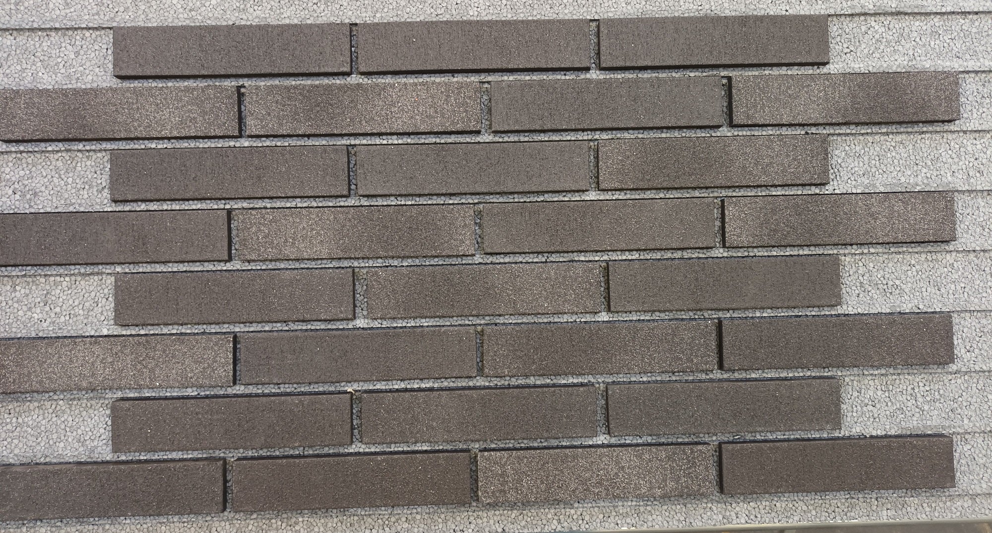 723 Röben Tonbaustoffe Toulouse schwarz nuanciert besandet